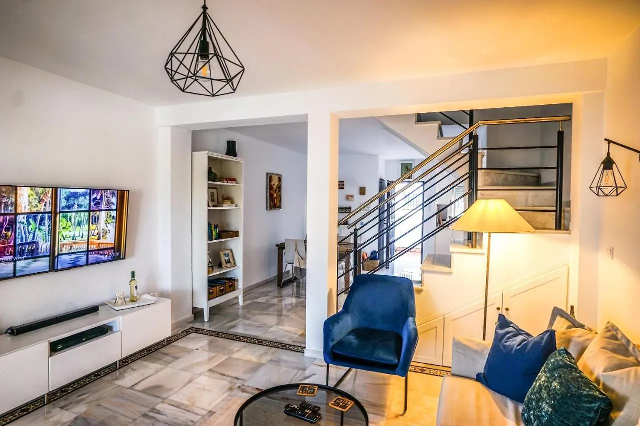 Renovated Townhouse - Sea View - Walk To Beach Semesterbostad Sitio de Calahonda