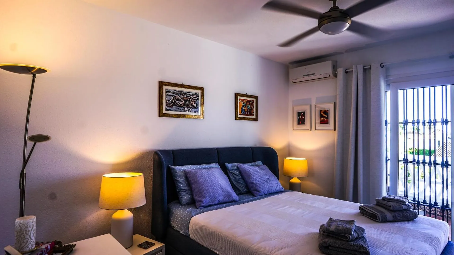 Renovated Townhouse - Sea View - Walk To Beach 0*, Sitio de Calahonda