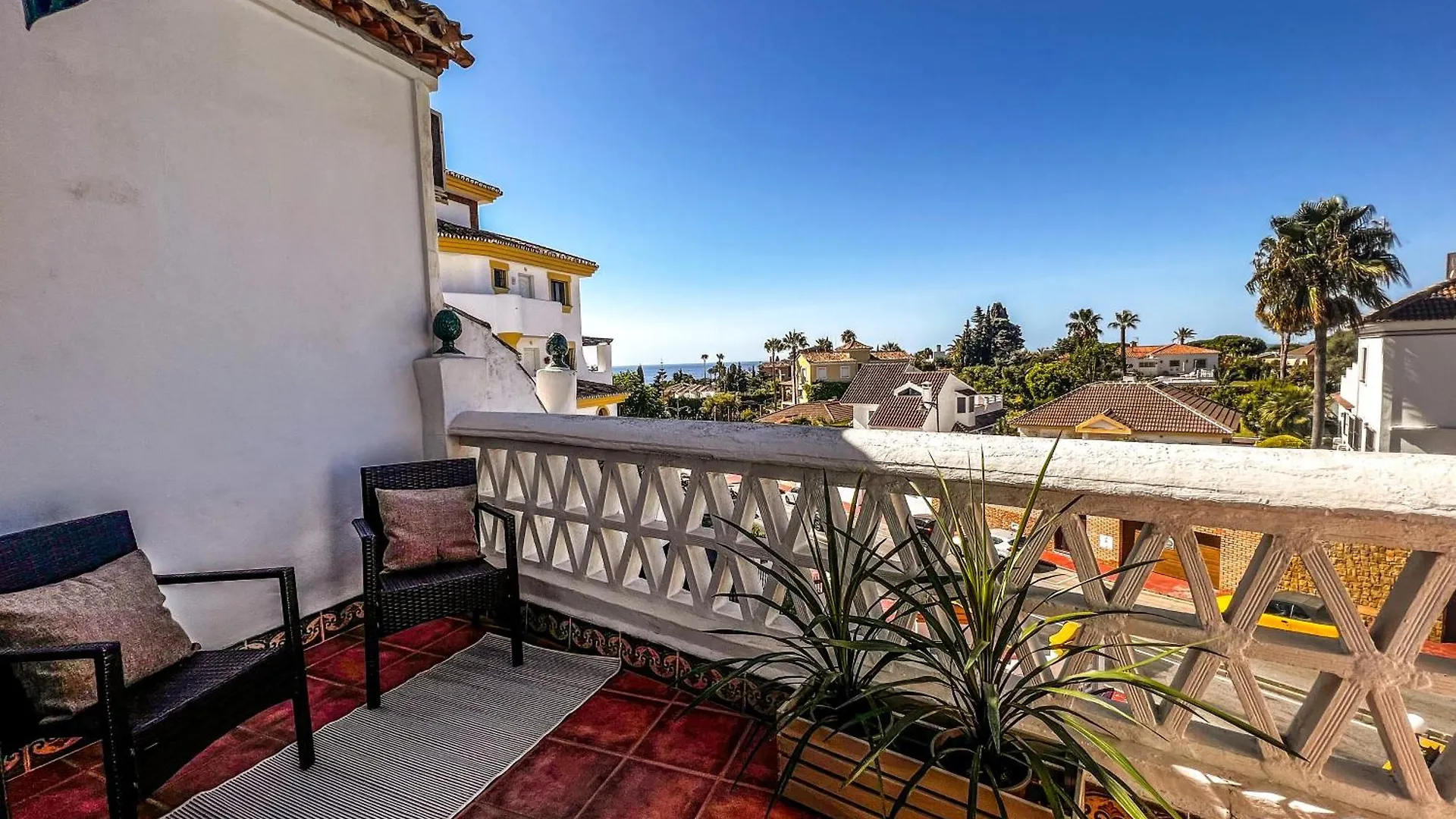 Renovated Townhouse - Sea View - Walk To Beach Sitio de Calahonda Hébergement de vacances