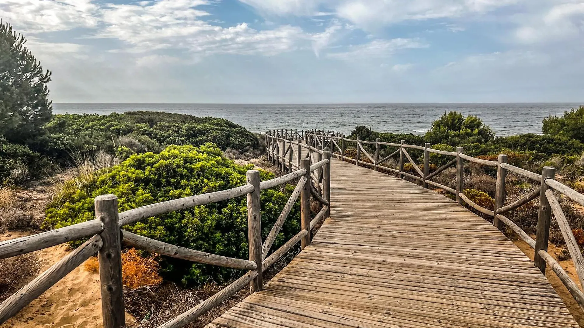 Hébergement de vacances Renovated Townhouse - Sea View - Walk To Beach Sitio de Calahonda